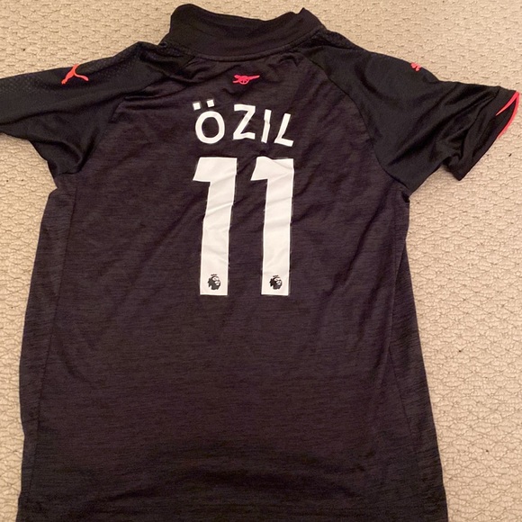 Youth Arsenal (Özil) Jersey - Picture 2 of 4